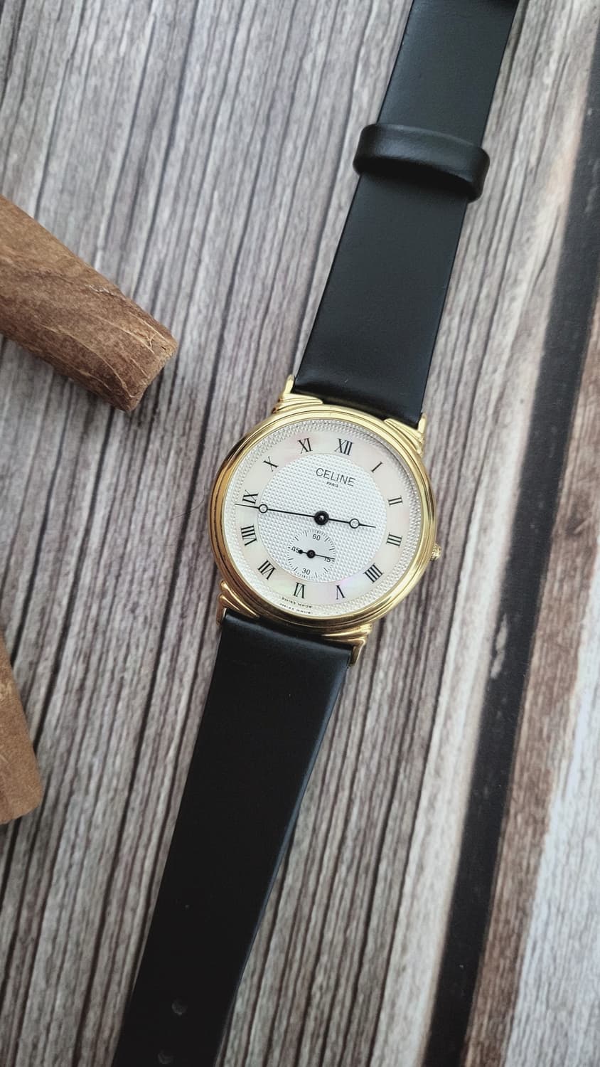 정품 셀린느 스몰 세컨즈 골드 남여공용 쿼츠시계 상품이미지1