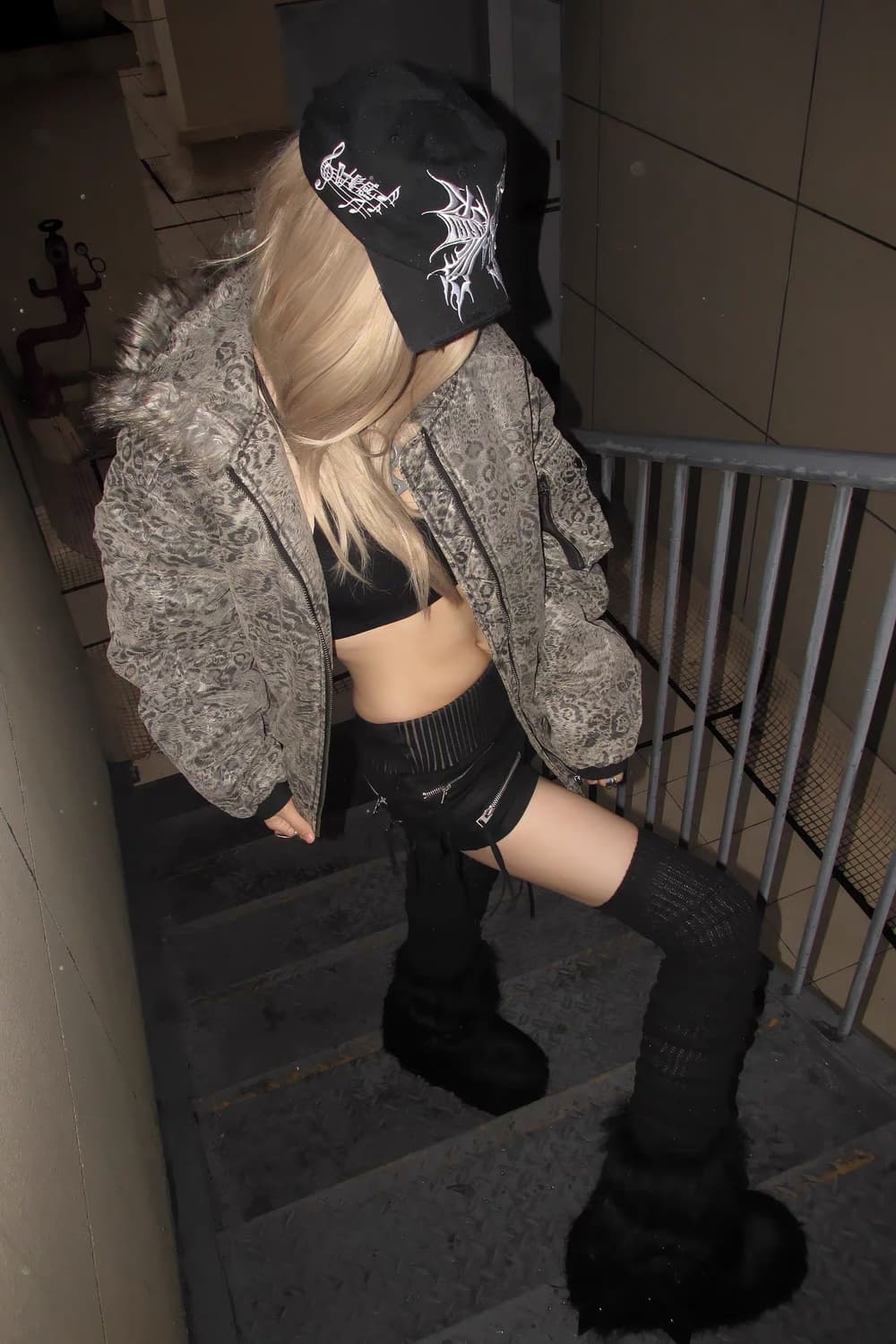 Washed Leopard Hooded Puffer Jacket 상품이미지2