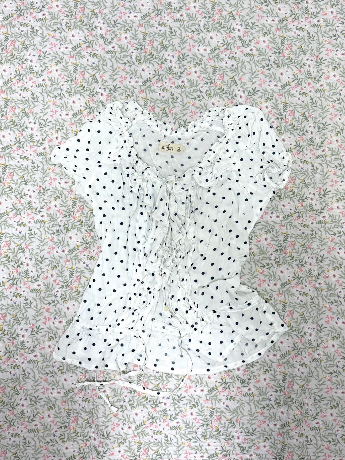 홀리스터 도트 셔링 블라우스 S 상품이미지1