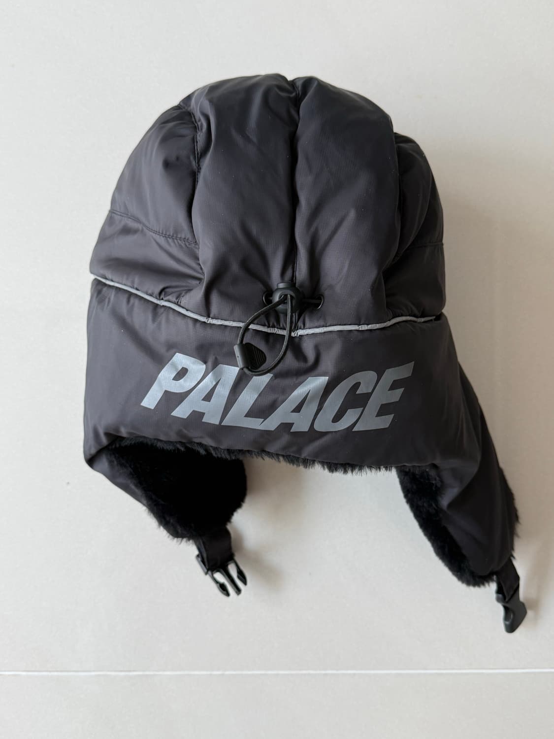 팔라스 트루퍼 크림시세 55만원 상품이미지2