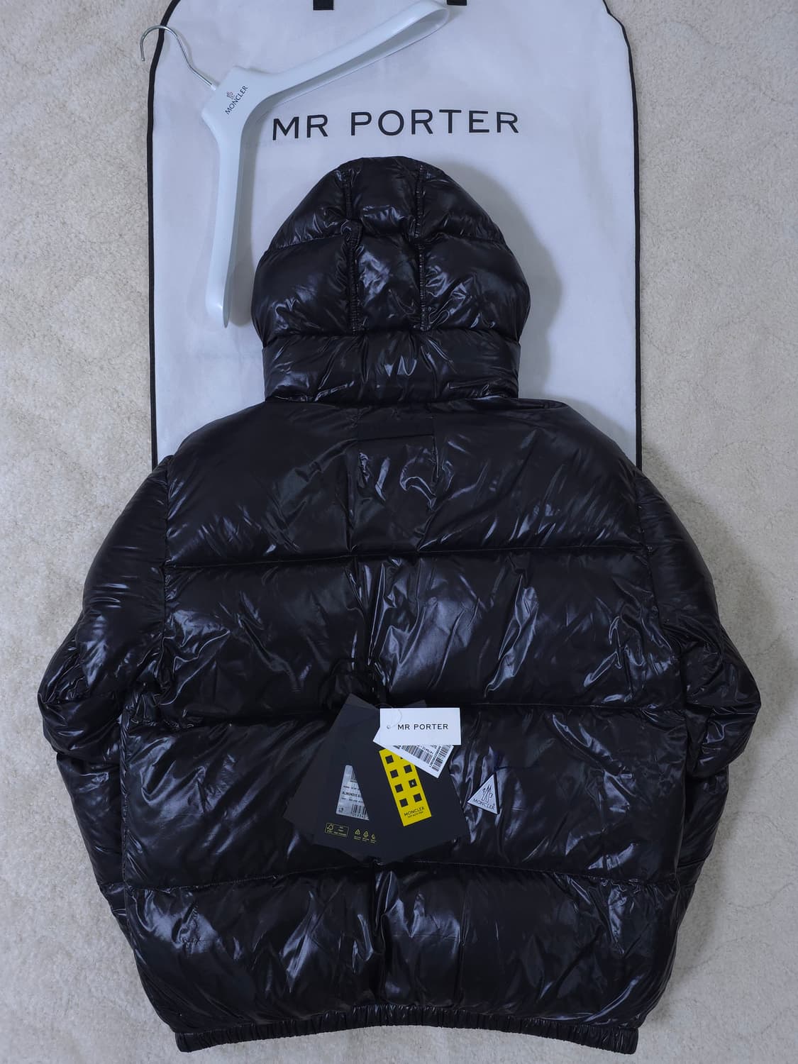 [6] 몽클레어 알릭스 22FW 알몬드 패딩 블랙 상품이미지2