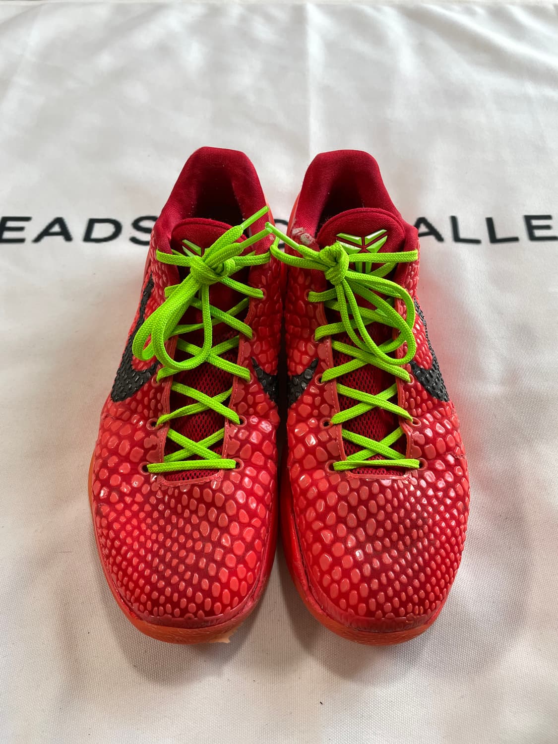 코비6 프로트로 리버스그린치 상품이미지2