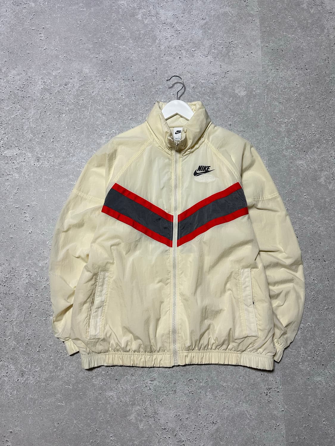 나이키 빅스우시 플라워 아이보리 바람막이 상품이미지2