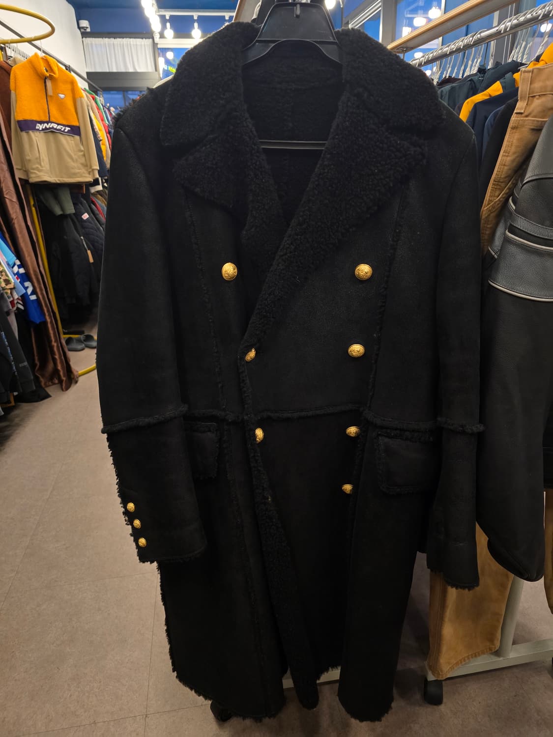 발망 양가죽 코트 상품이미지3