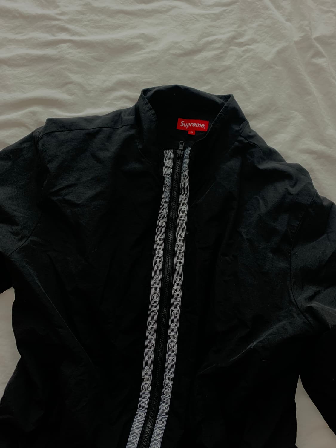 슈프림 윈드브레이커 상품이미지1