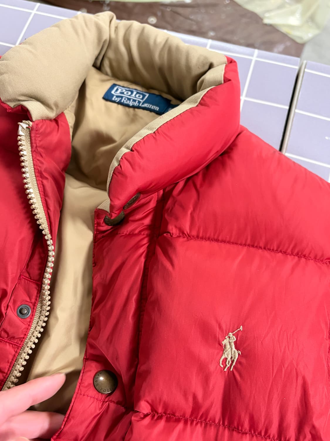 폴로 랄프로렌 패딩 조끼 빨간색 S(거의 새제품) 상품이미지3