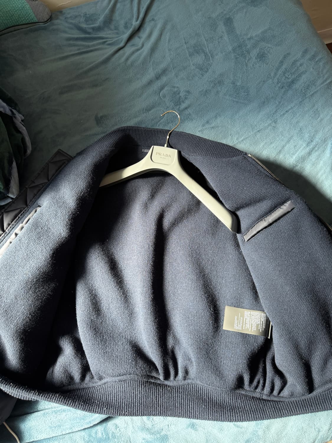 프라다 봄버 자켓 M 상품이미지9