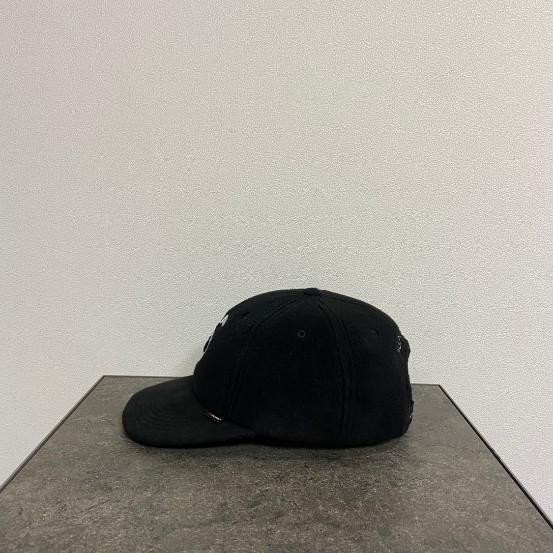 슈프림 S로고 볼캡 모자 에스로고 플리스 블랙 6패널 캡 상품이미지2