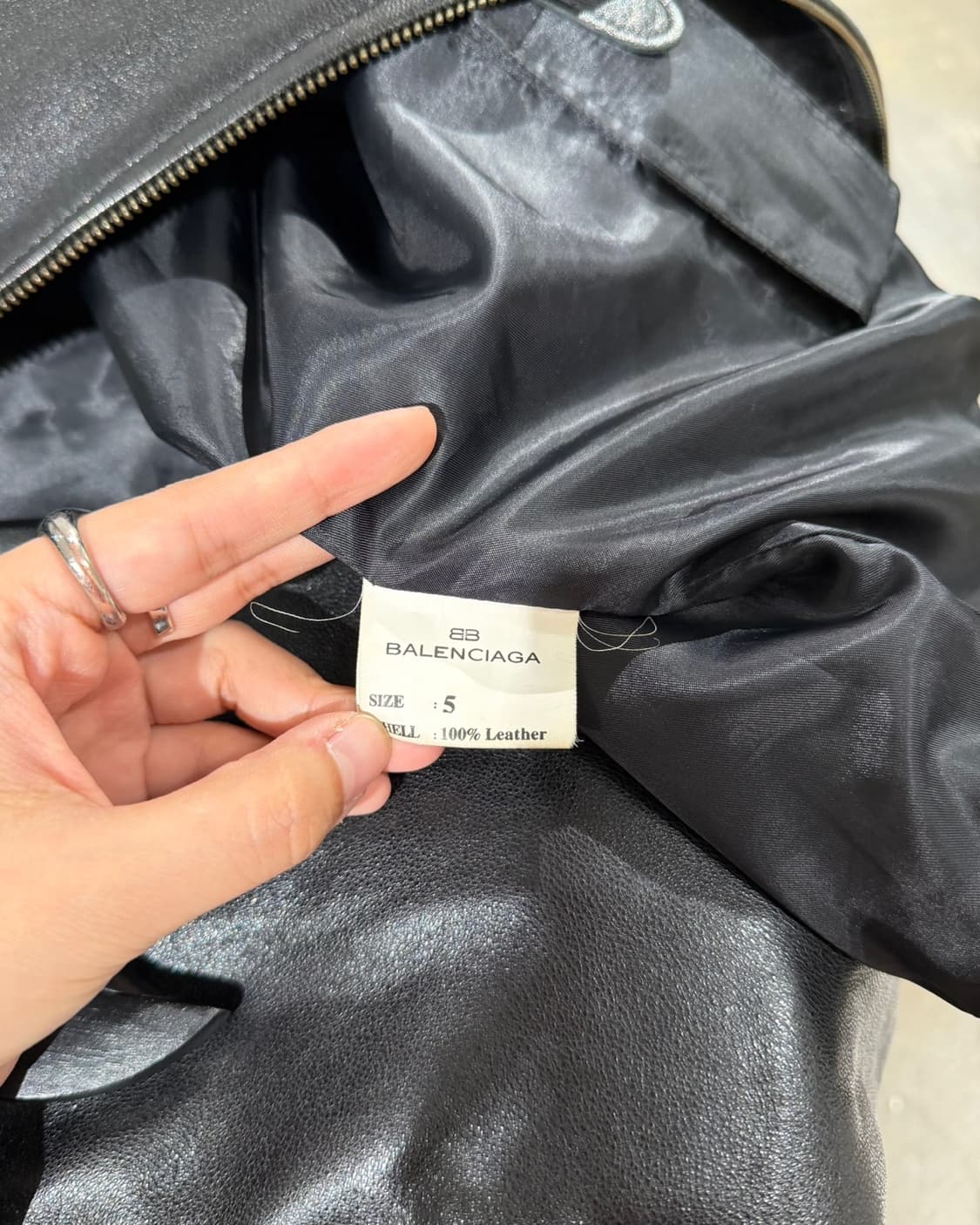 발렌시아가 블랙 램스킨 레더 블루종 상품이미지8