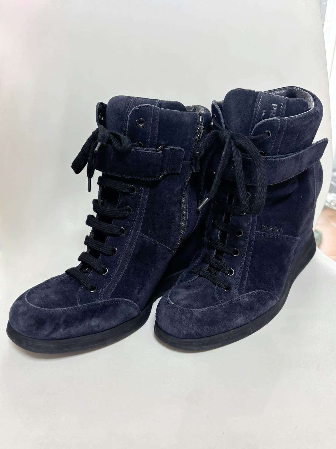 프라다 스웨이드 웻지 부츠 상품이미지3