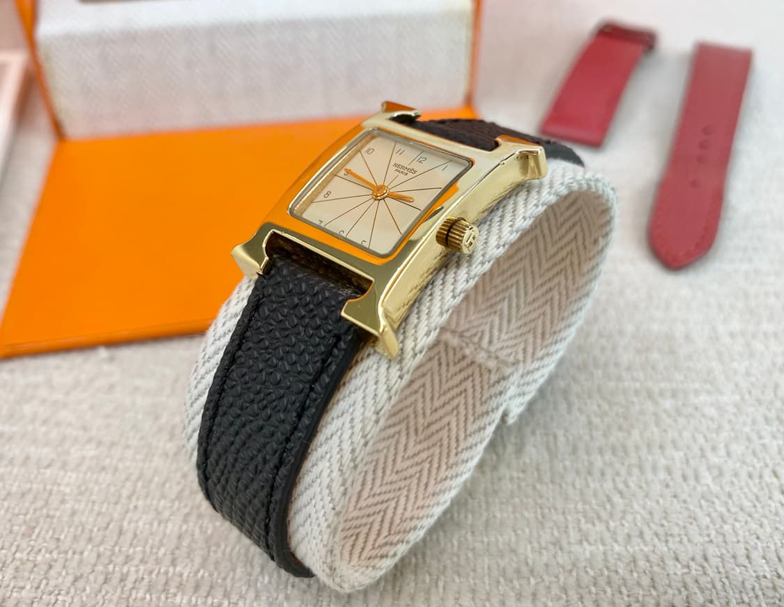 에르메스 H아워 1.201 금장 여성용 쿼츠 PM 사이즈 상품이미지6