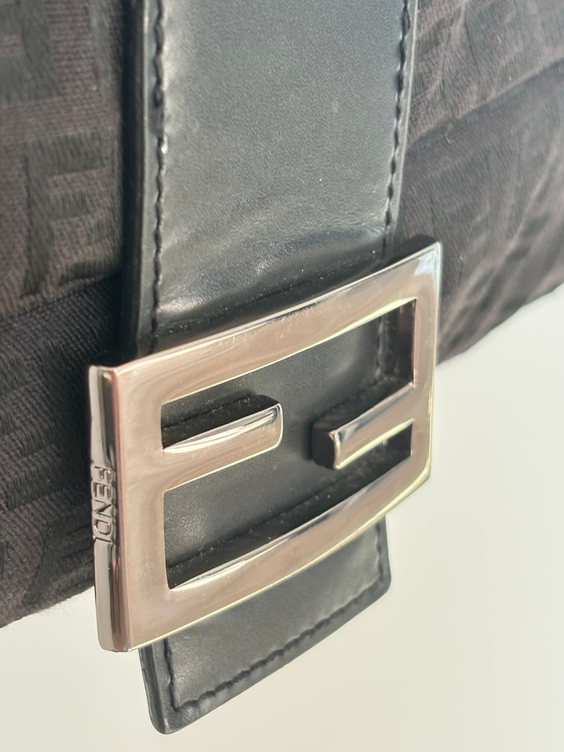 펜디 주카 맘마 바게트백 상품이미지2