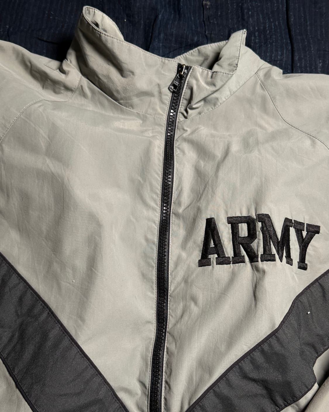 00‘s U.S Army IPFU 트레이닝 자켓 L/R 상품이미지2