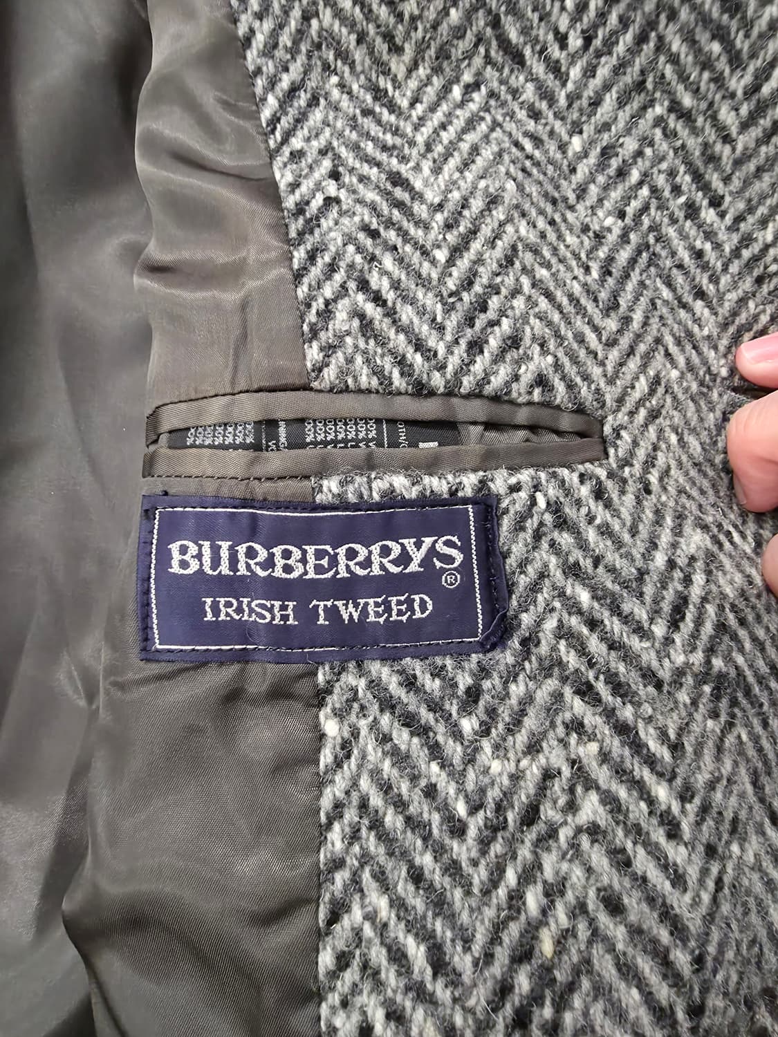 버버리 아이리쉬 트위드 코트 헤링본 상품이미지5