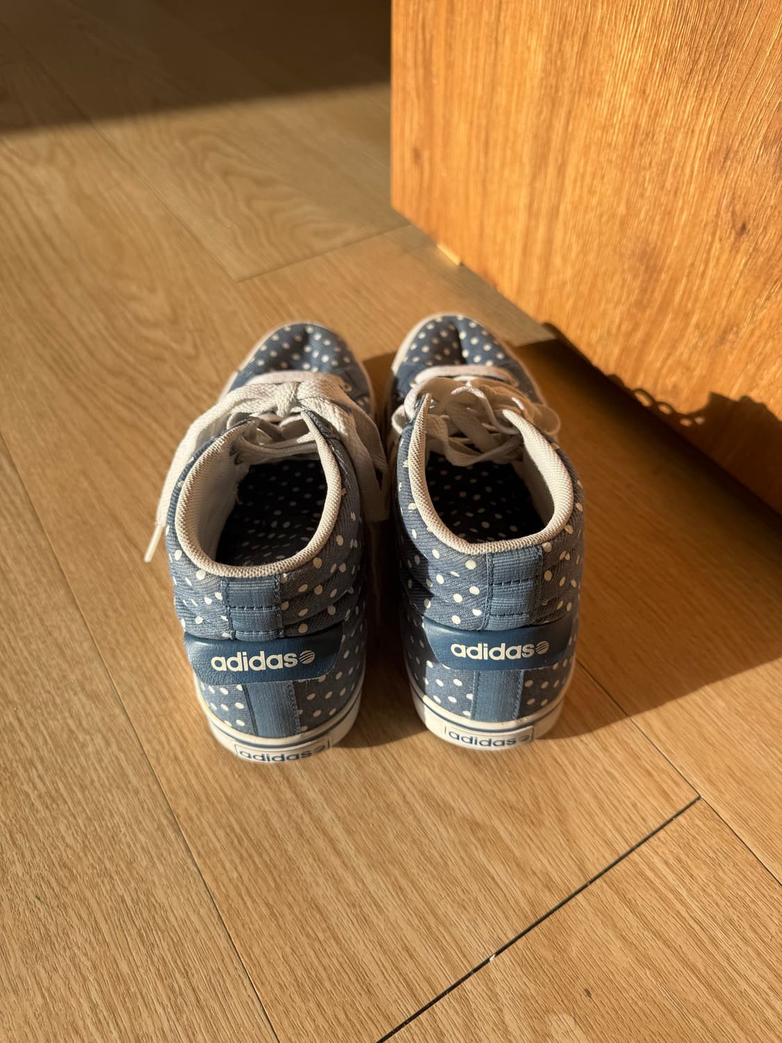 Adidas dot shoes 상품이미지4