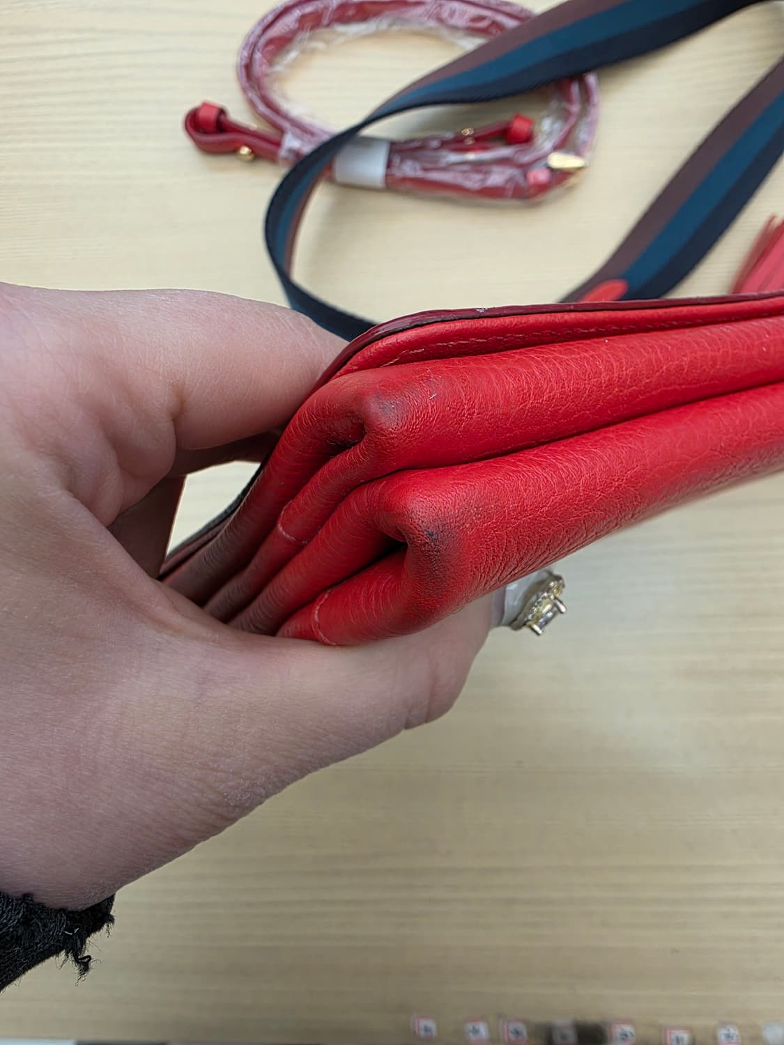 닥스 DAKS 런던 테슬 크로스백 레드 상품이미지9