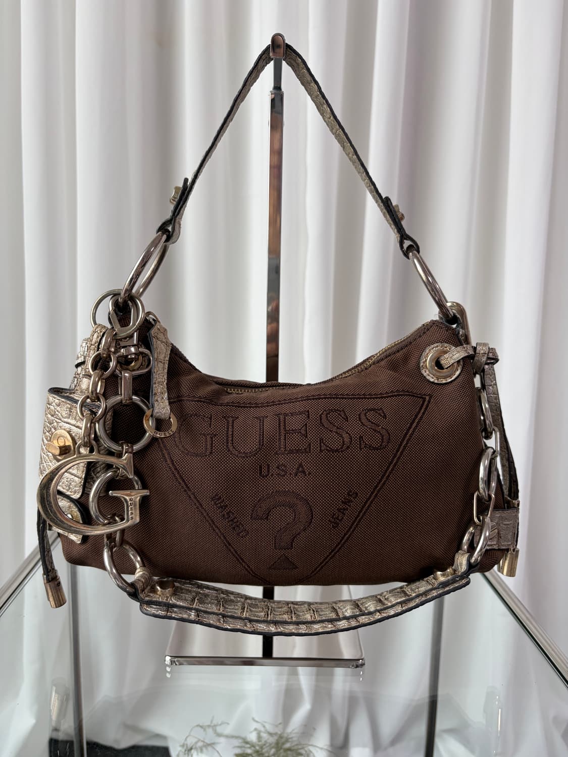 게스 Y2K 체인 숄더백 상품이미지2