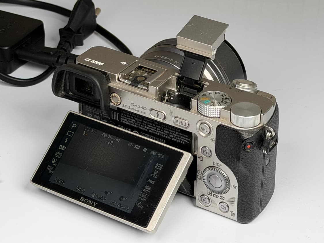 소니 A6000 실버 미러리스 카메라 상품이미지6