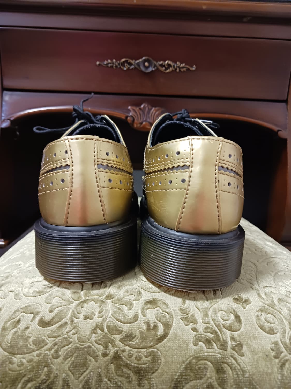 닥터 마틴 윙팁 3989 브로그 스펙트라  골드  상품이미지4