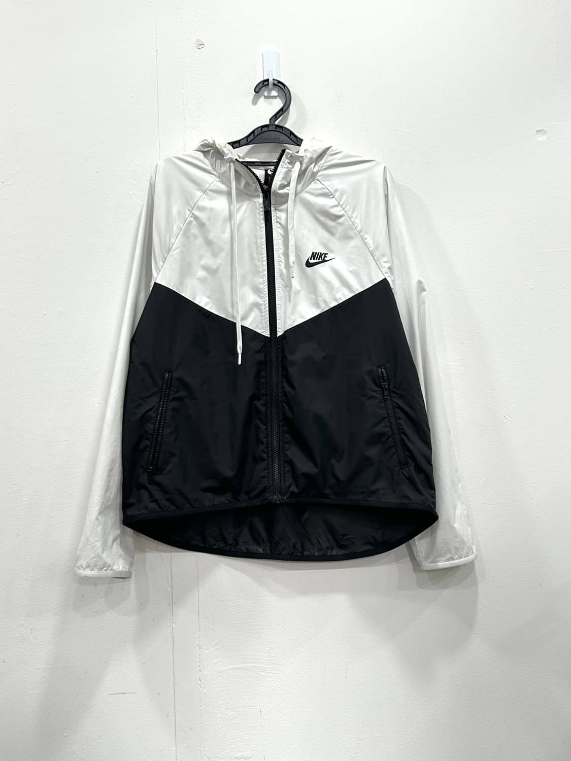 나이키 범고래 윈드러너 바람막이 오버핏 여성 S 상품이미지3