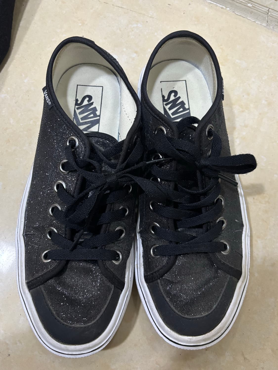 반스 글리터 스니커즈 블랙 245 상품이미지1