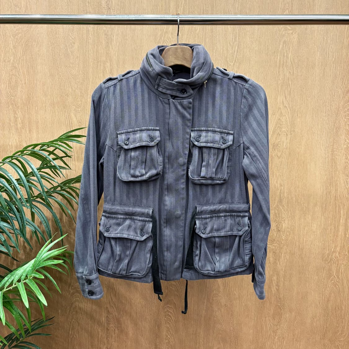  이자벨마랑 에뚜왈 하이넥 자켓 더블 포켓 스트라이프 패턴 디테일 그레이 상품이미지1