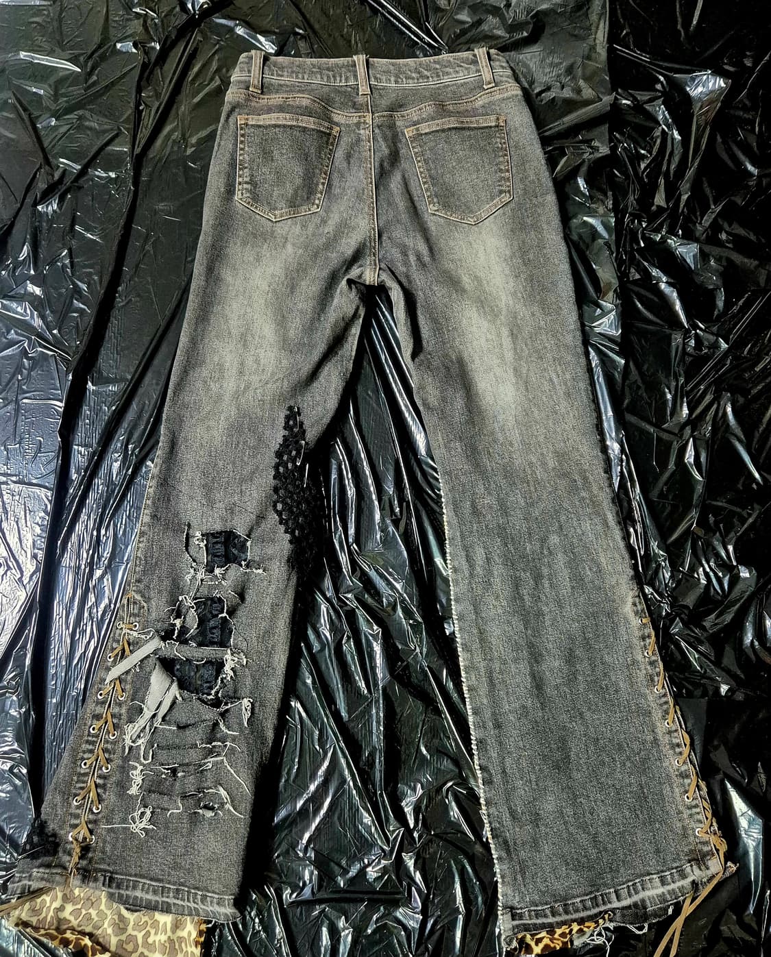 RB.A Ruin flared jeans 상품이미지9