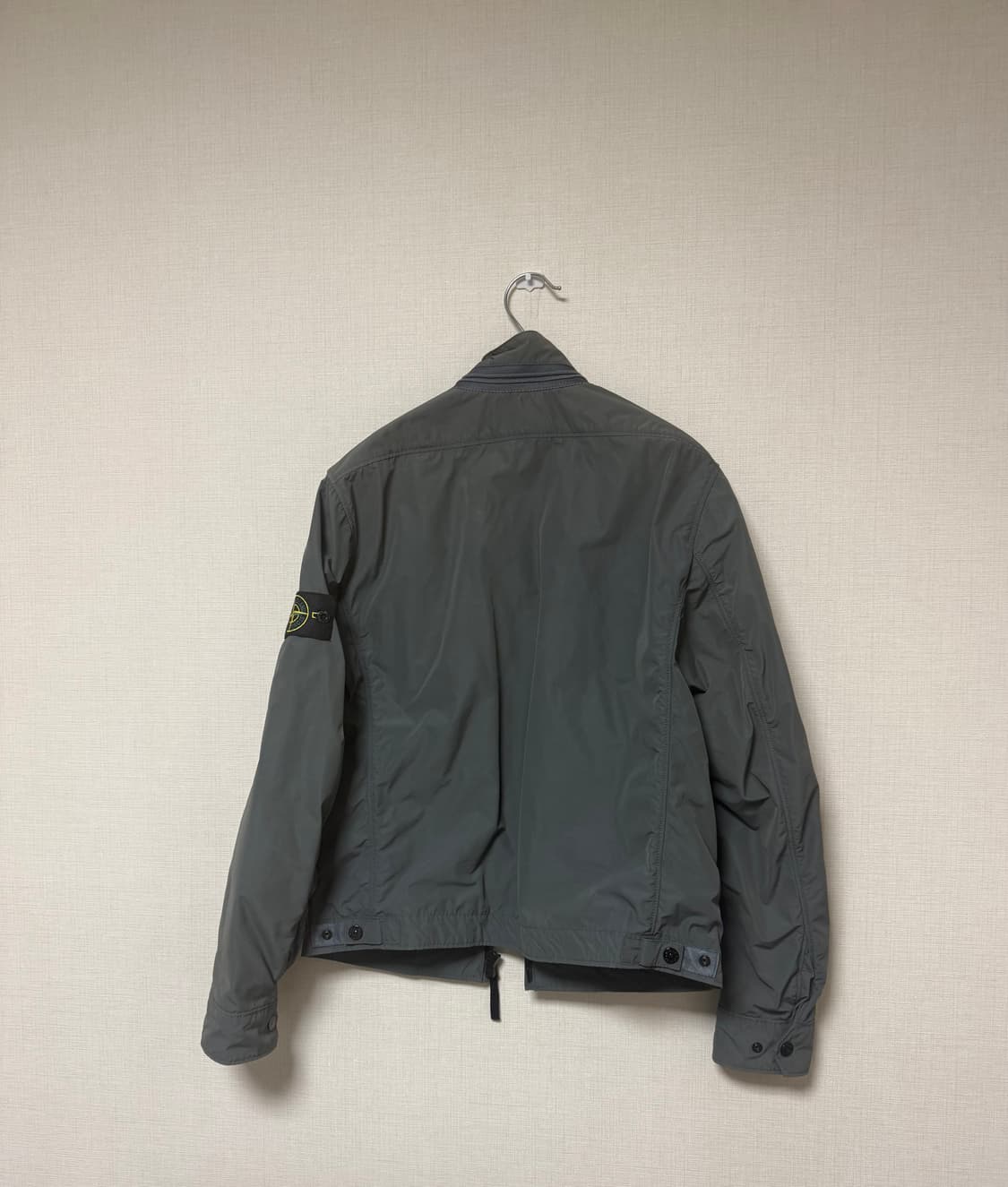 [정품]스톤아일랜드 바람막이 M 상품이미지2