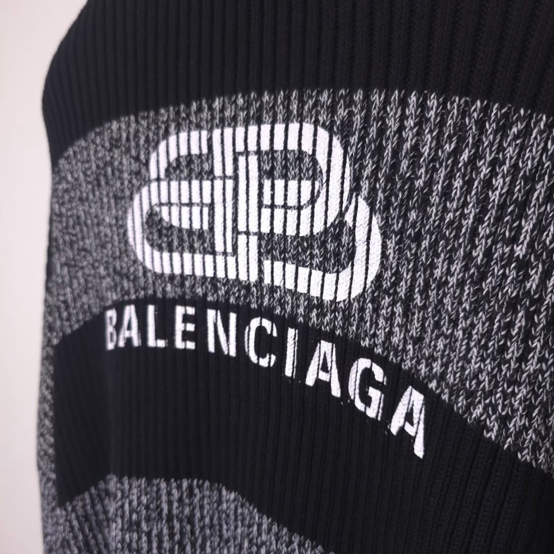 [중고/정품] 발렌시아가 BB 스트라이프 코튼 가디건 XS 상품이미지3