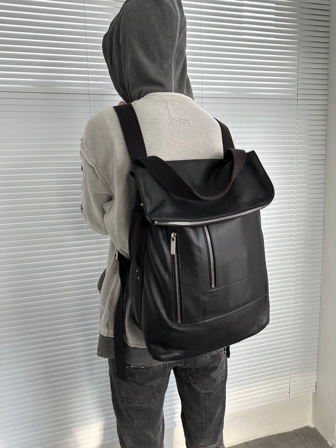 릭오웬스 카고 집업 레더 백팩 상품이미지4