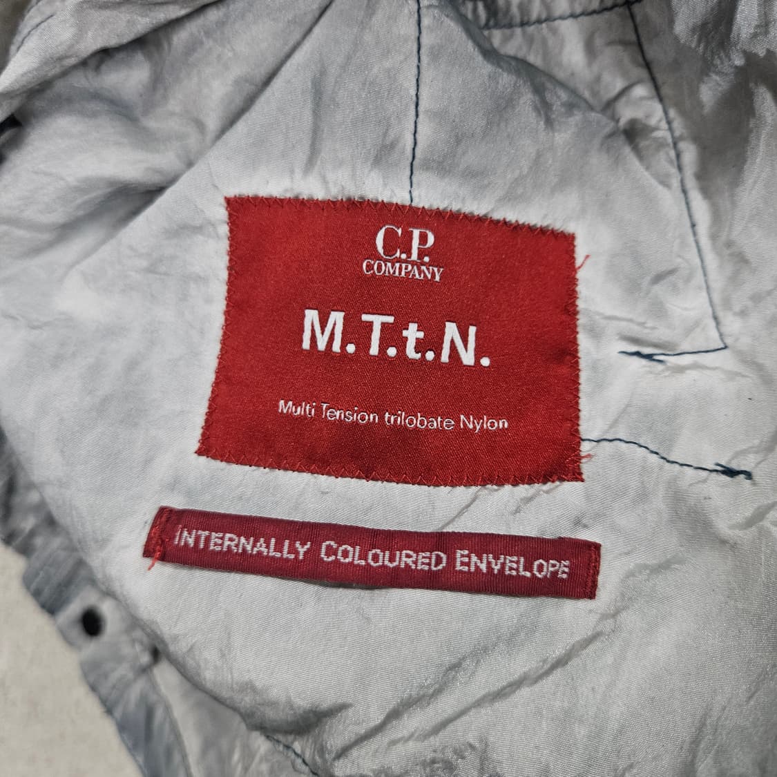 CP컴퍼니 Mttn 암렌즈 자켓 상품이미지7