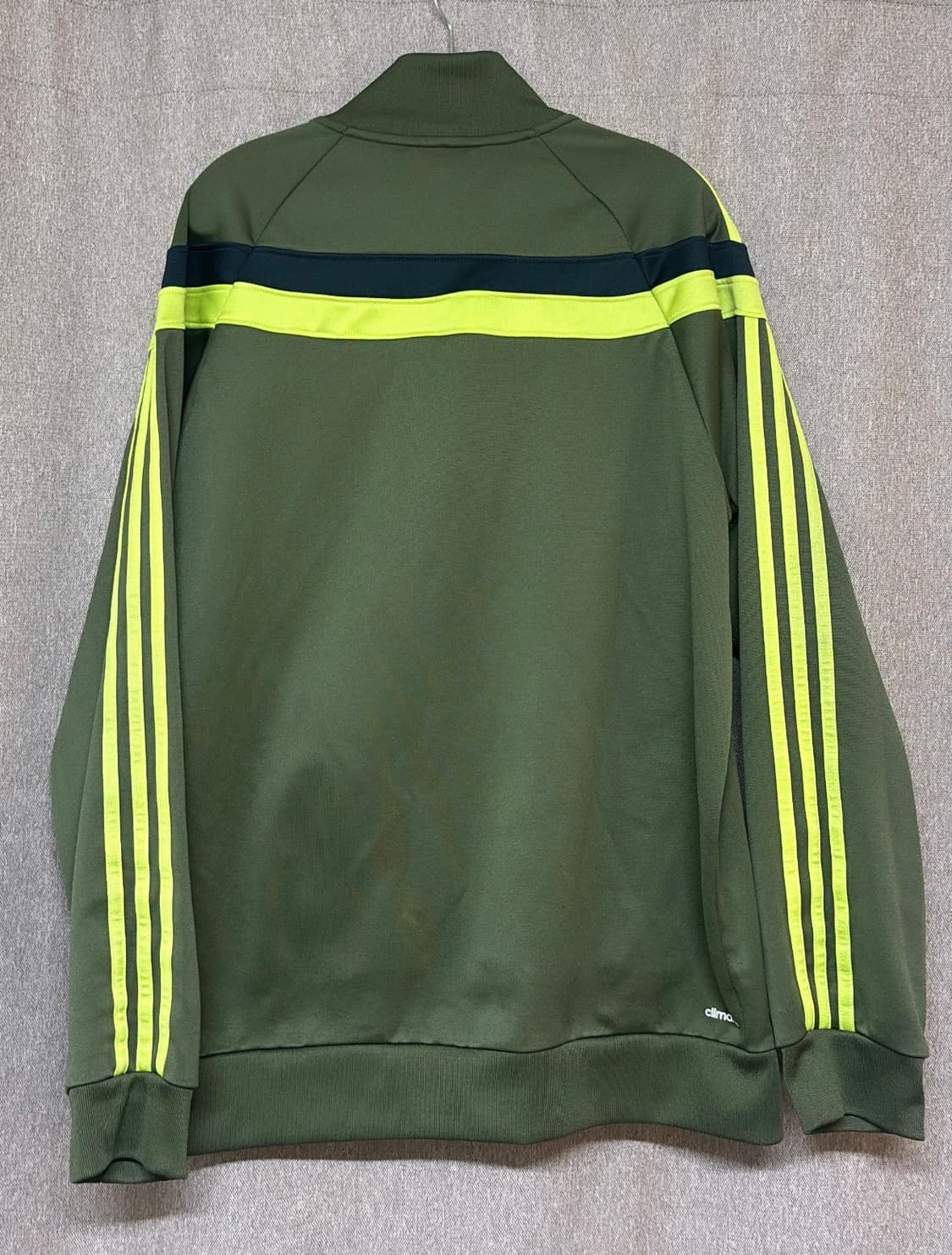 아디다스 삼선 트랙탑 카키/라임 105 상품이미지3