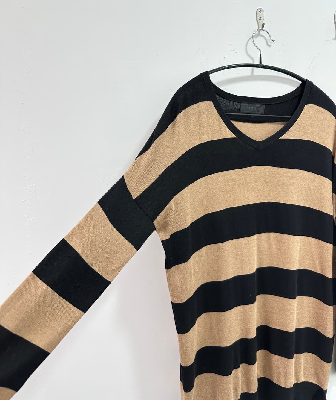 Untitled grunge stripe v knit  상품이미지5