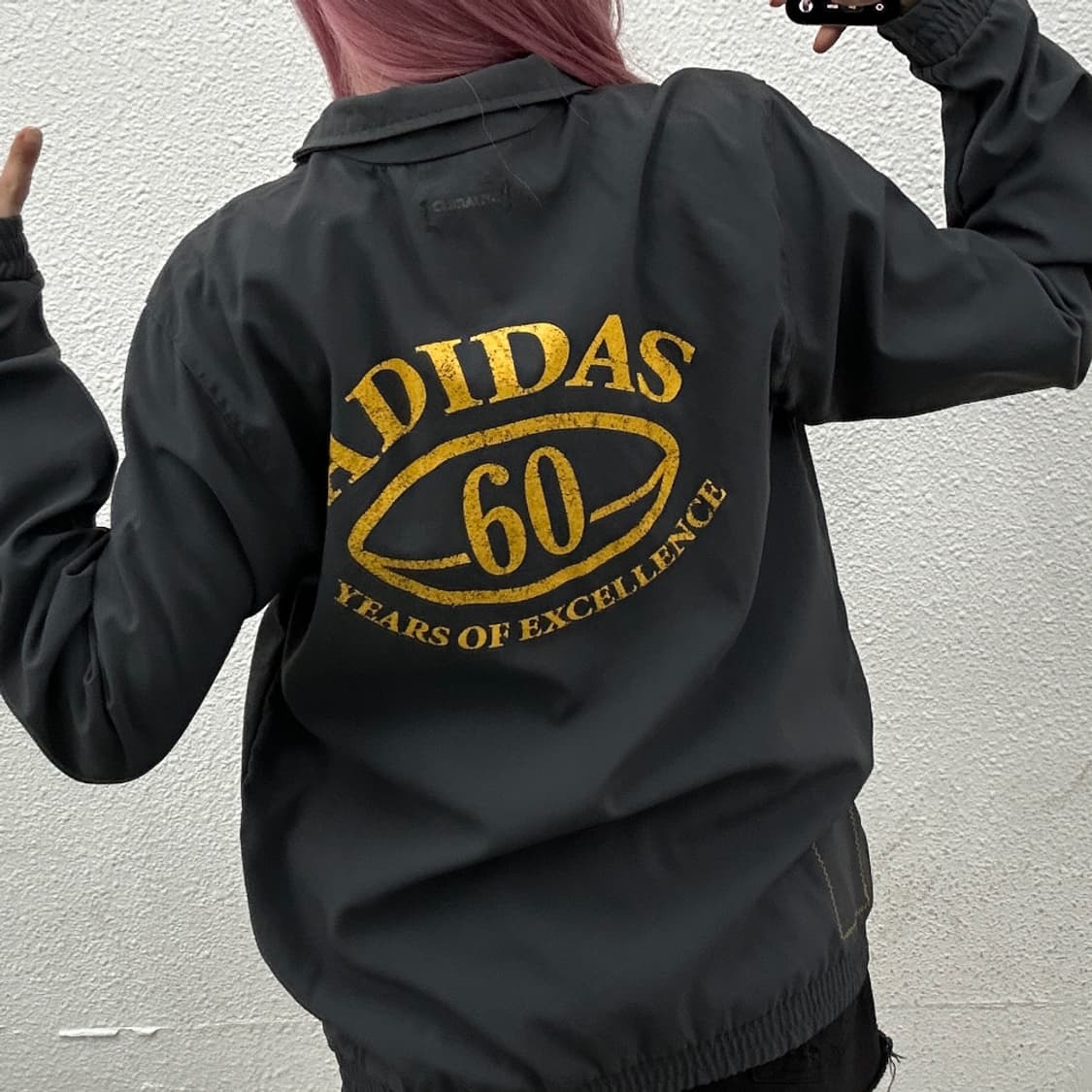 아디다스 에센셜 옐로우 배색 차콜 바람막이 L 상품이미지2