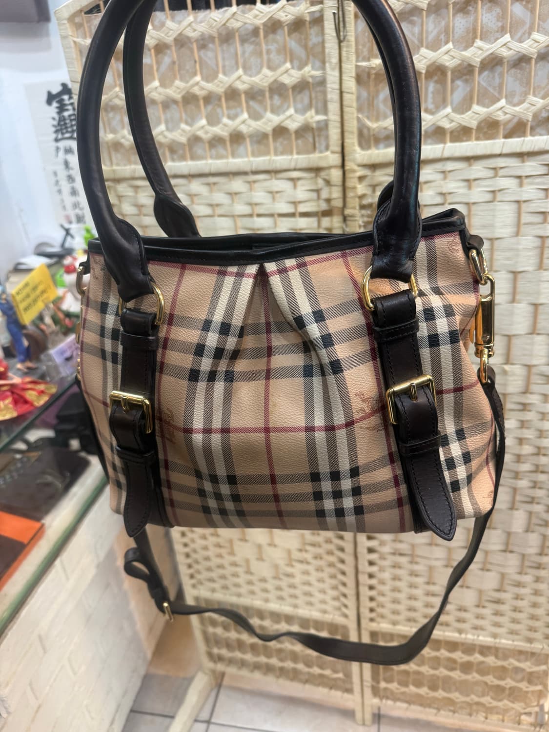 정품 버버리 노바체크 2way백 팝니다 상품이미지3
