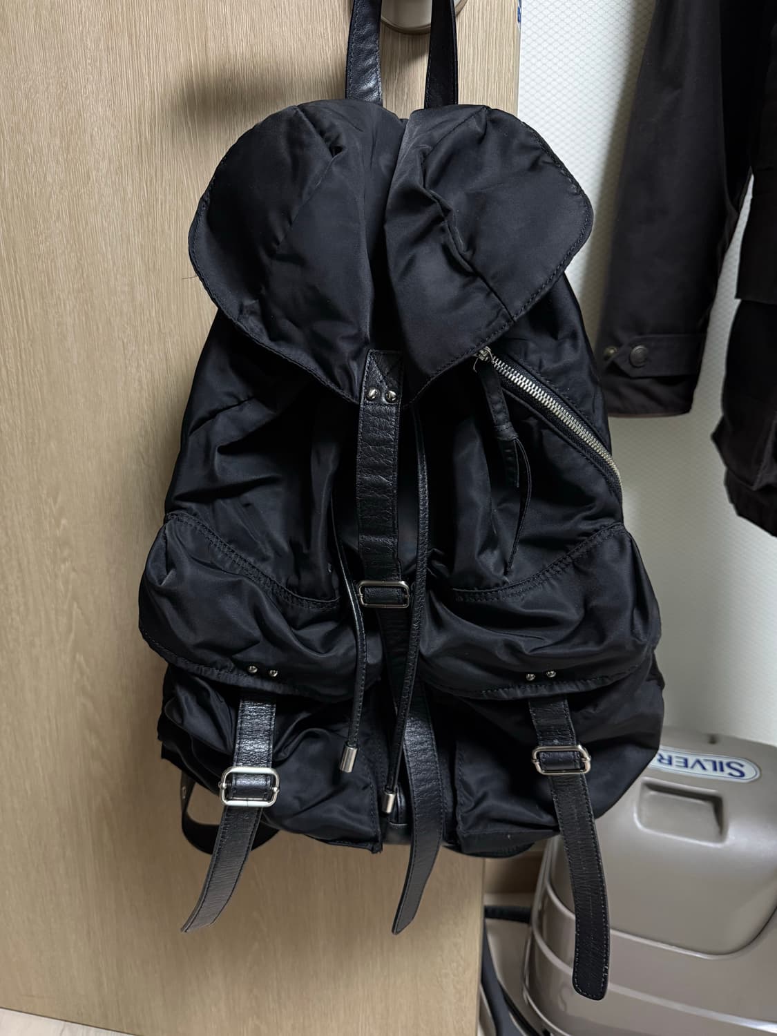 유스 럭색 24fw 상품이미지1