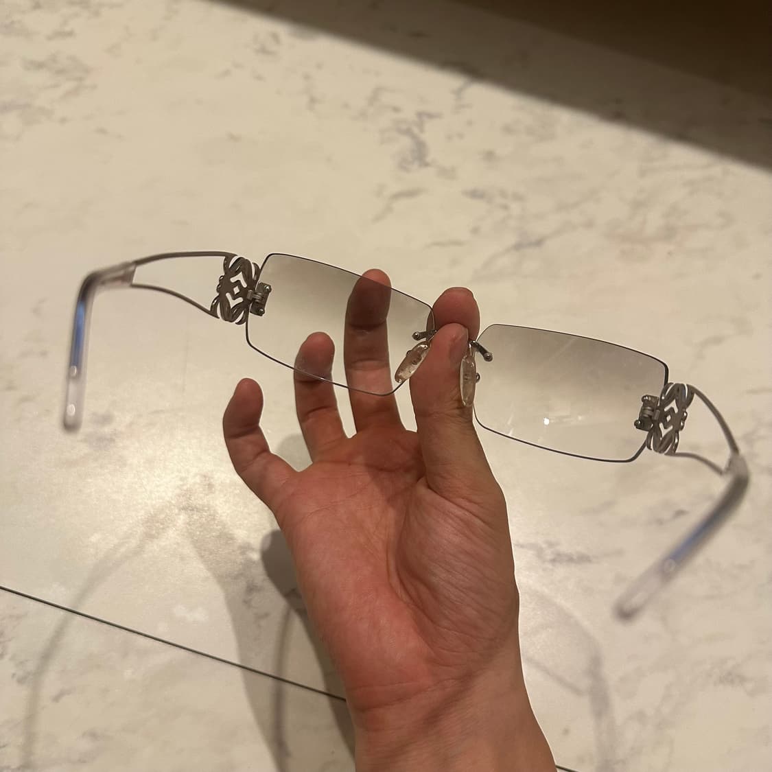 로에베 (Loewe) Rimless 무테 선글라스 상품이미지5