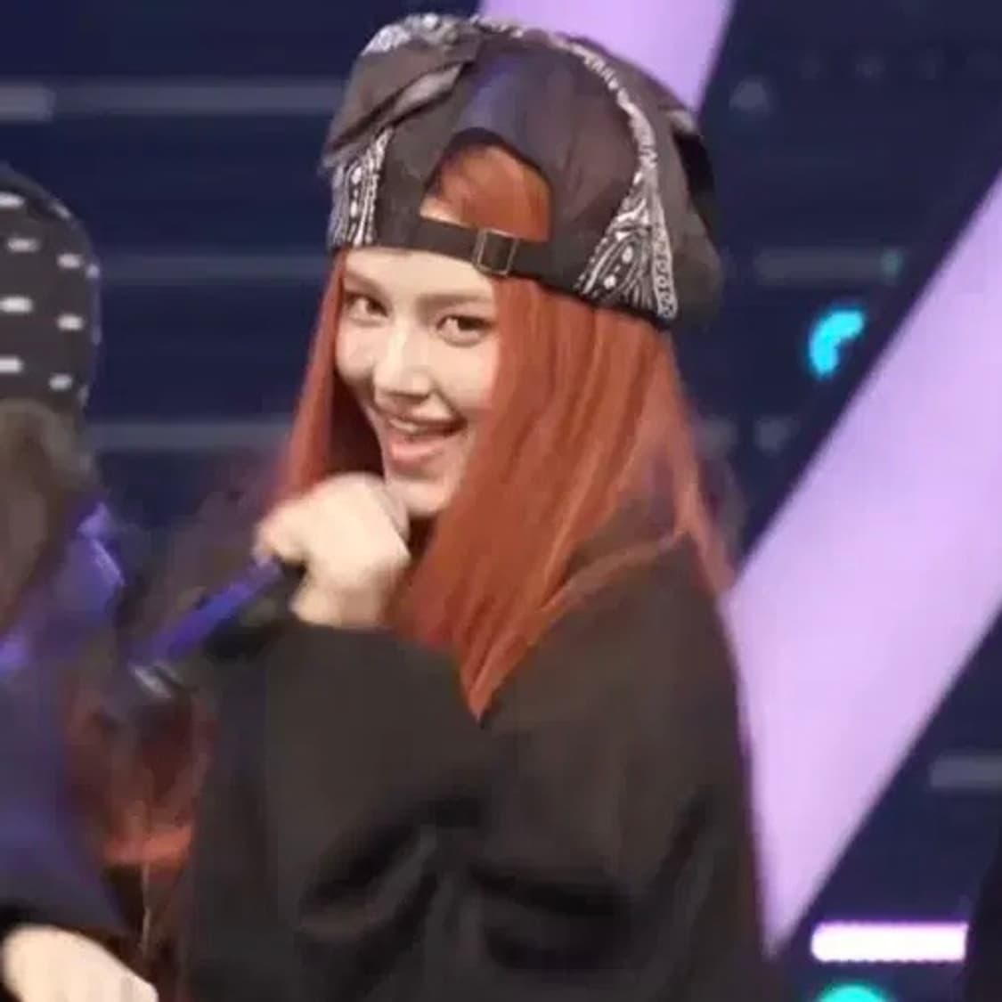 스키즘 인듀싱 반다나 볼캡 하니, 다니엘, 김채원 착용 모자 트러커 햇 상품이미지2