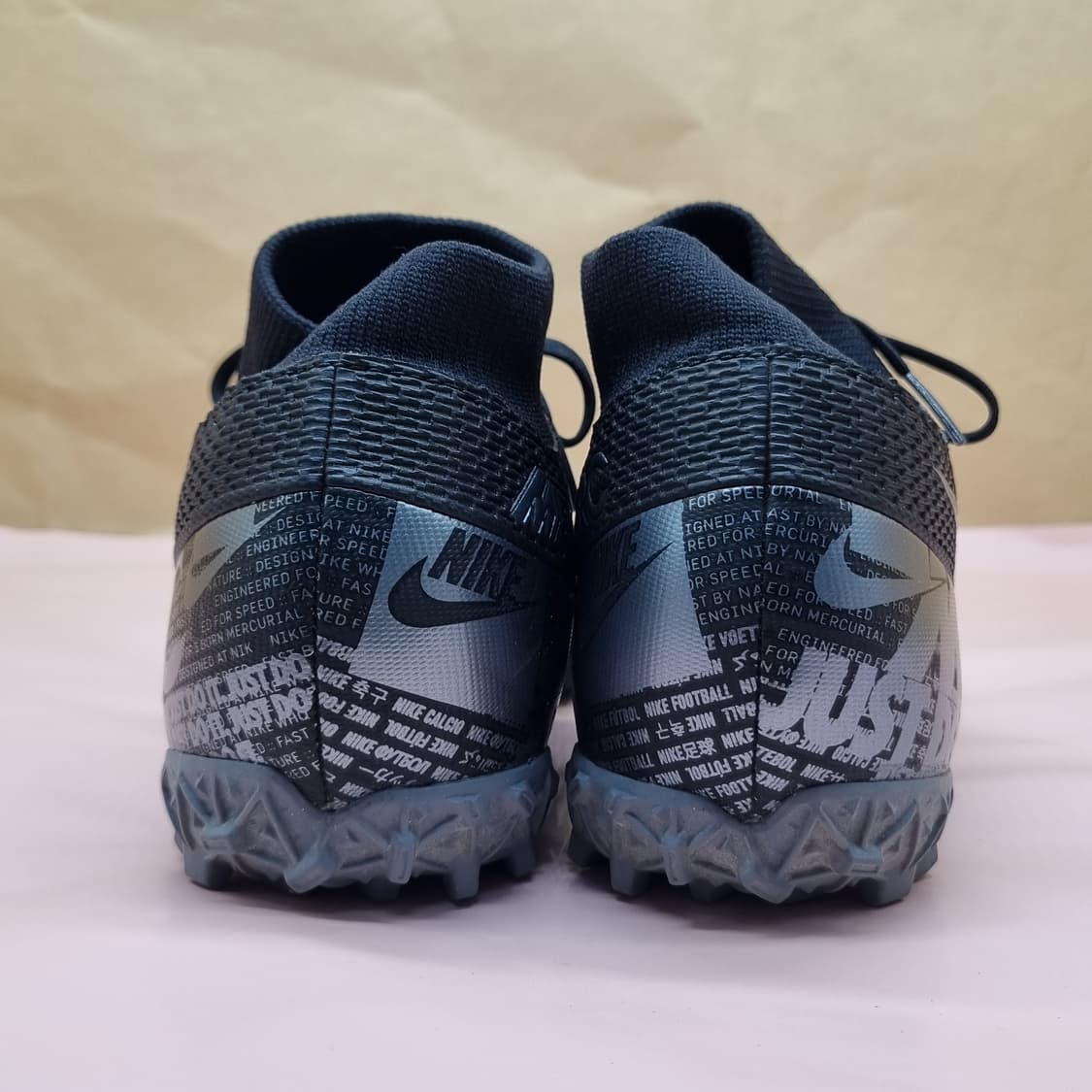 나이키 머큐리얼 슈퍼플라이7 풋살화235 상품이미지4