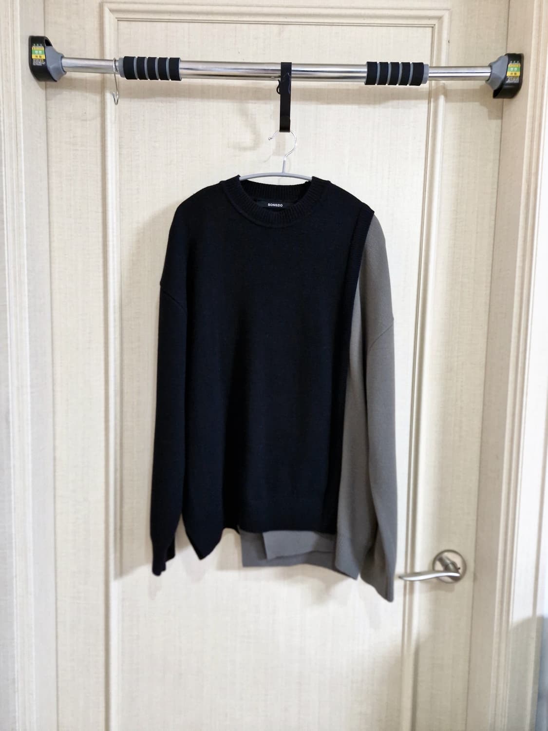 송지오 컬렉션 반반 니트 블랙 46 상품이미지1