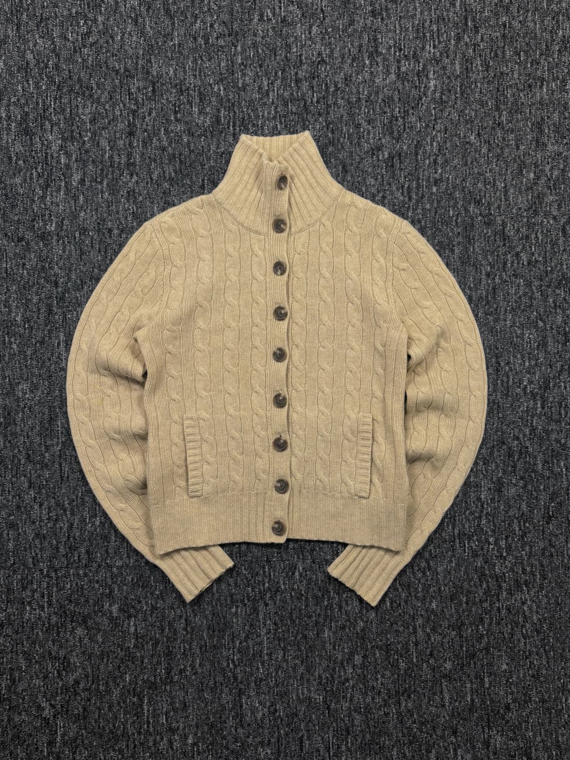 폴로 꽈배기 카라 니트 가디건 상품이미지4