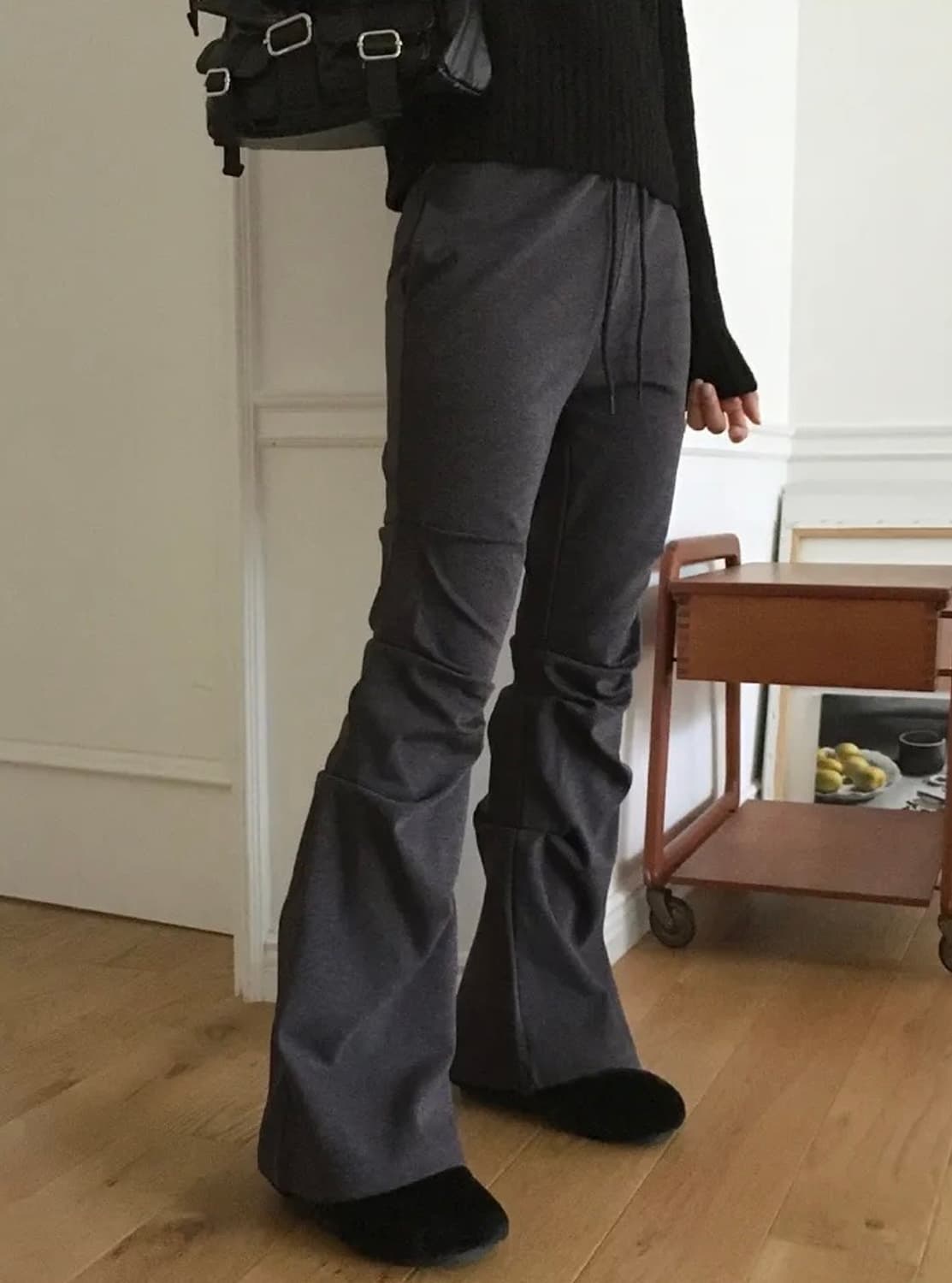 핀턱 셔링 부츠컷 밴딩 팬츠 상품이미지3