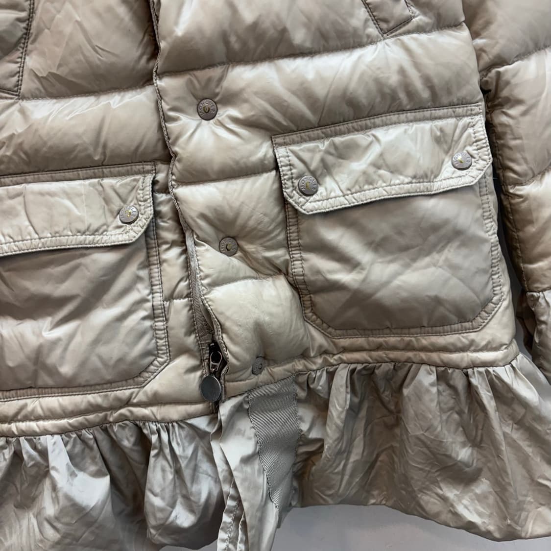 몽클레어 여아 패딩 베이지  상품이미지5