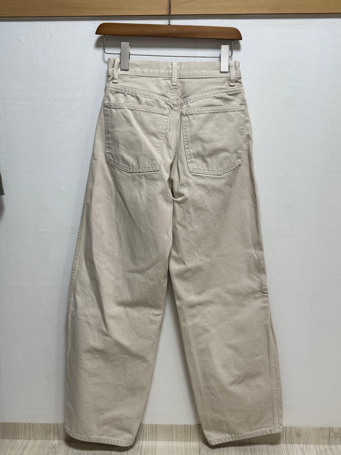 유니클로 U 와이드 팬츠 아이보리 23 상품이미지3