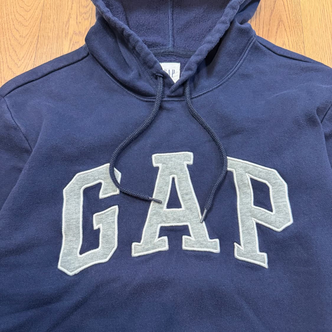 GAP 스펠아웃 네이비 빅로고 후드티 상품이미지2