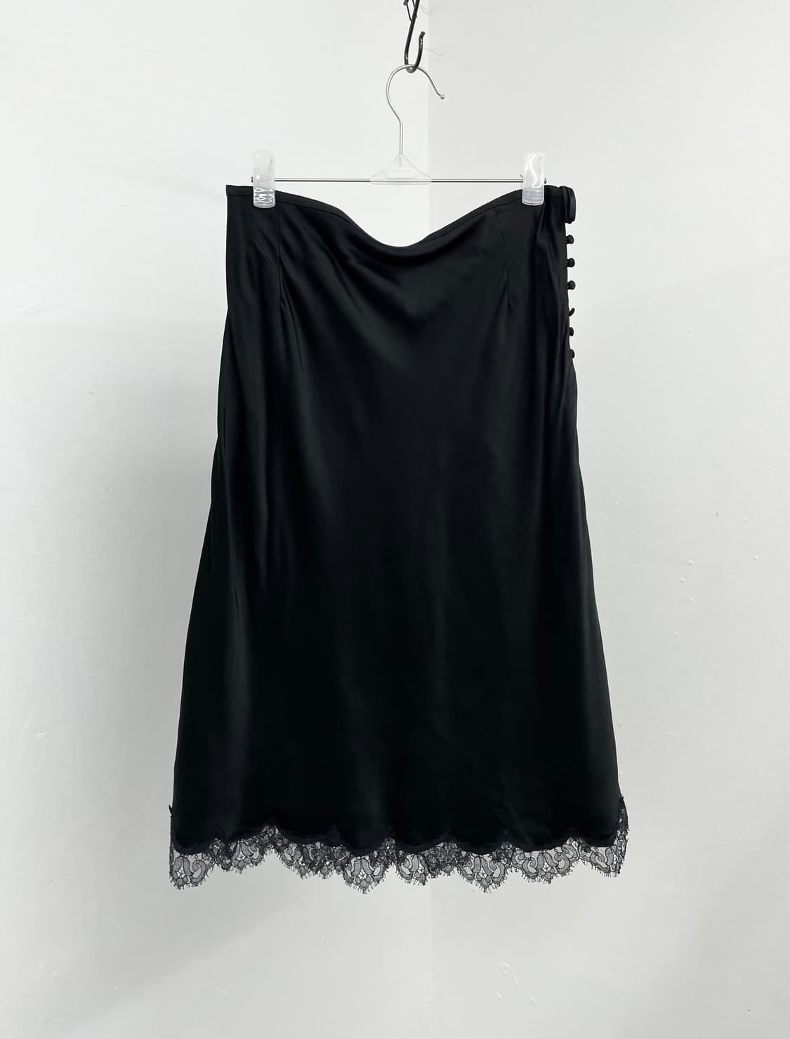 블랙 레이스 새틴 버튼 스커트 상품이미지8