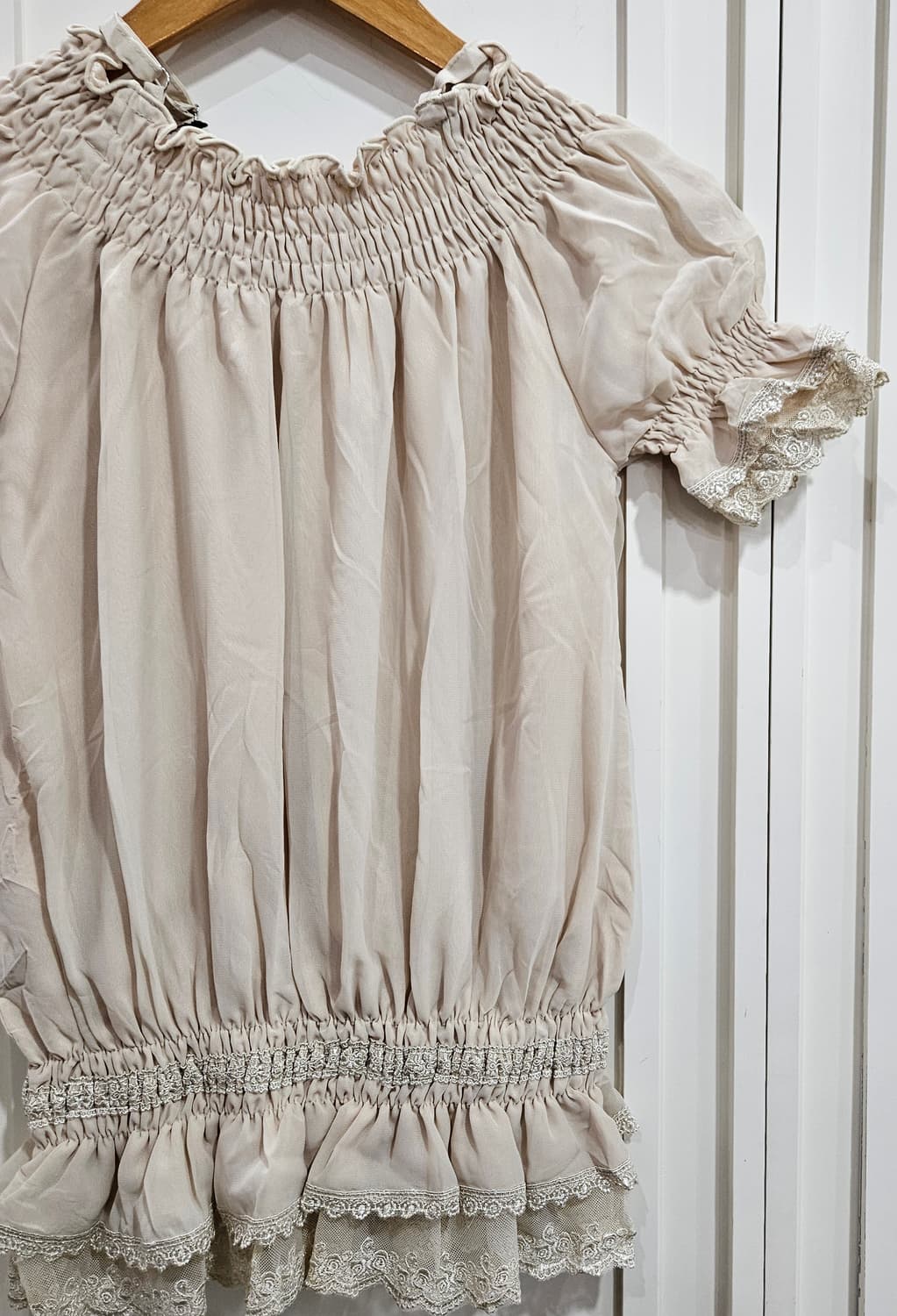 no0327  오프숄더 레이스 스모크 블라우스 상품이미지4