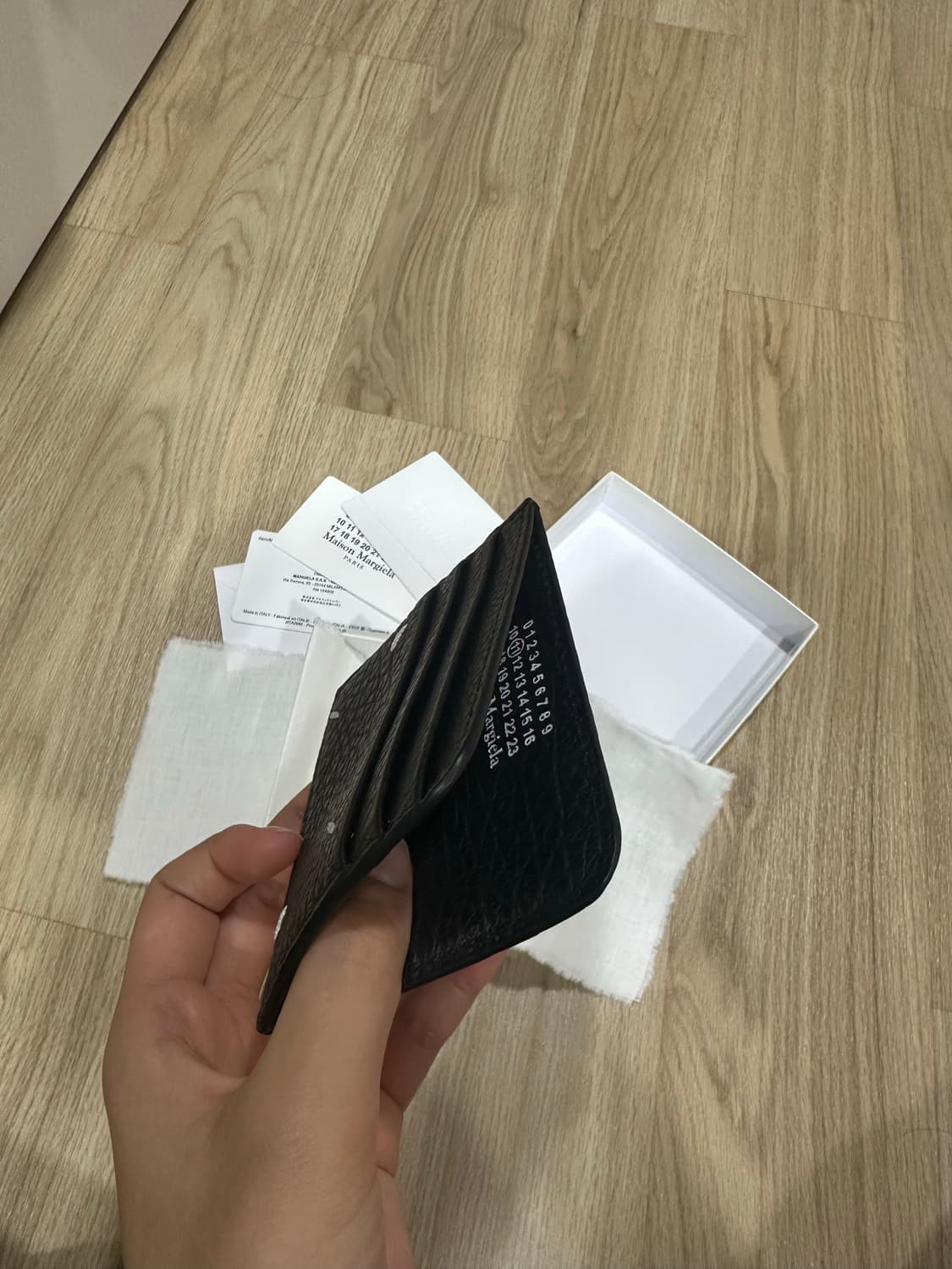 메종 마르지엘라 스티치 카드 홀더 블랙 상품이미지5
