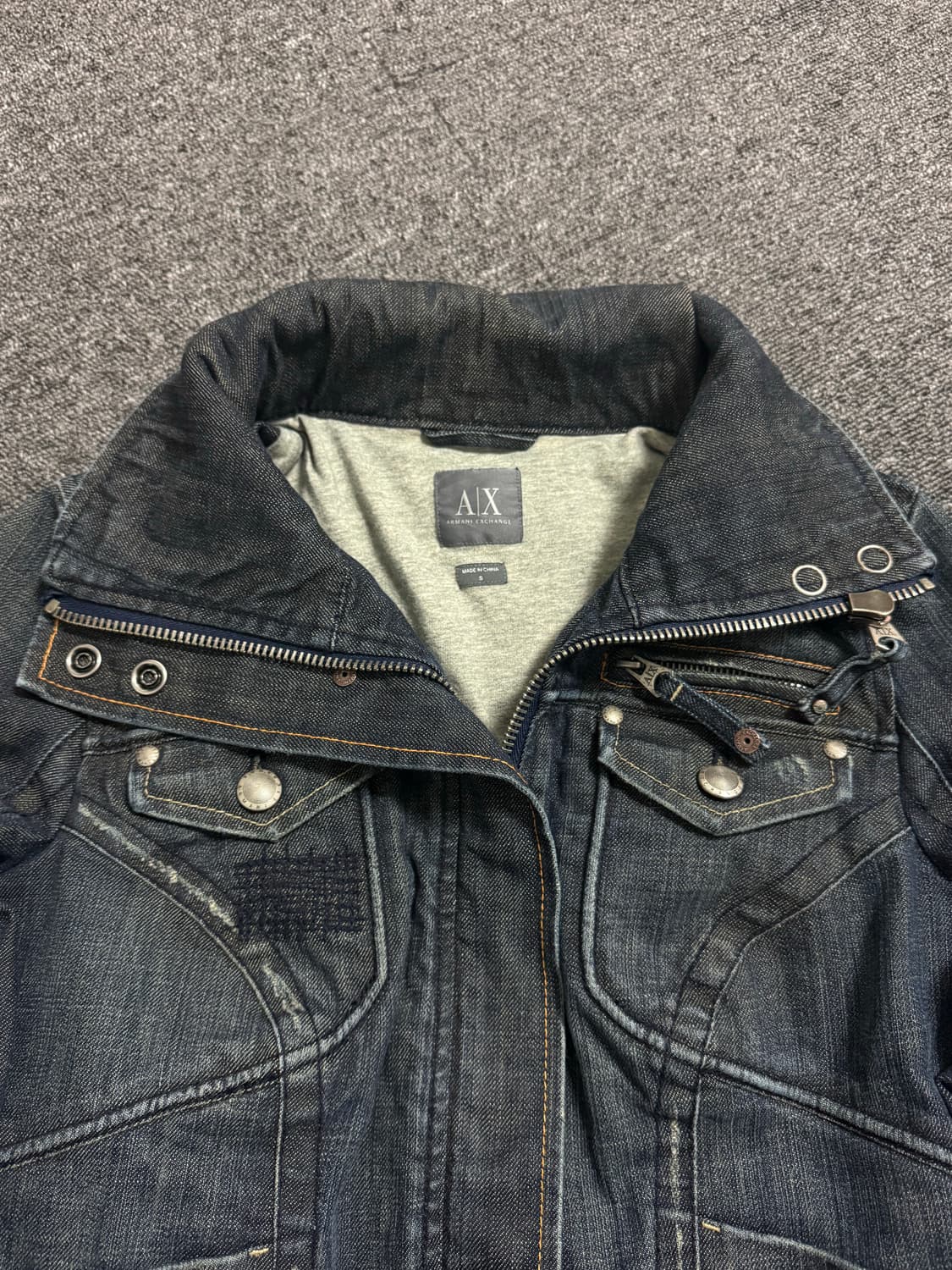 아르마니 익스체인지 하이넥 데님 자켓 상품이미지3