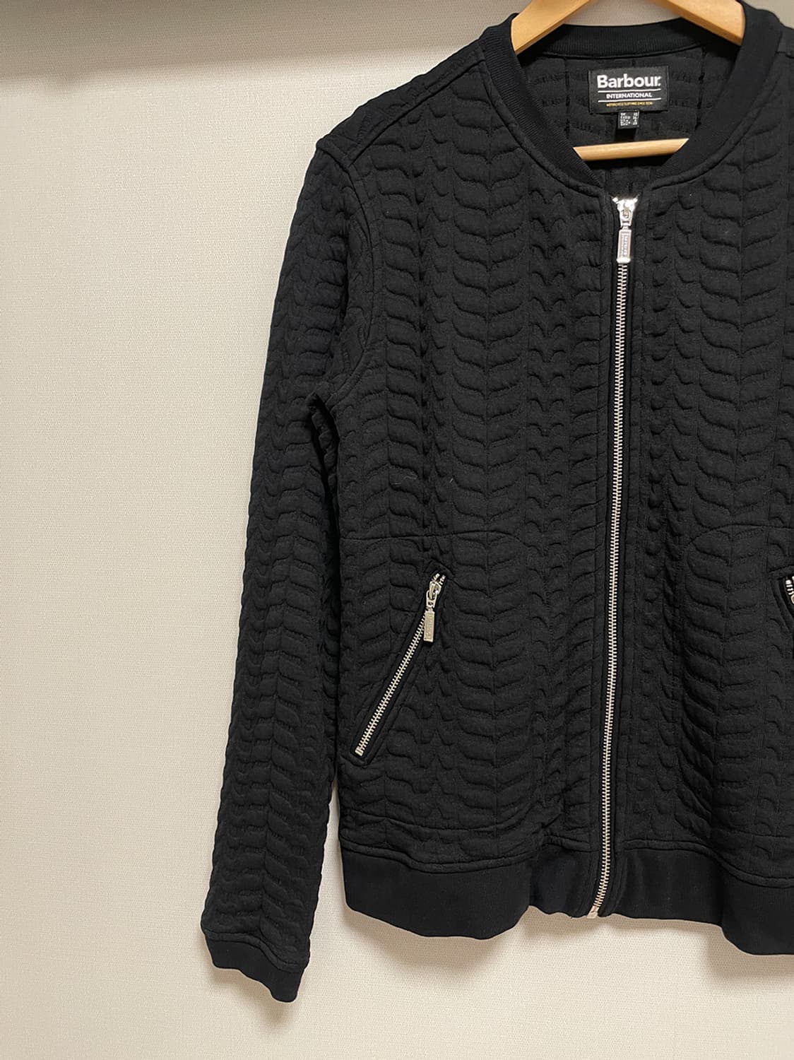 바버 퀼팅 봄버 자켓 상품이미지2